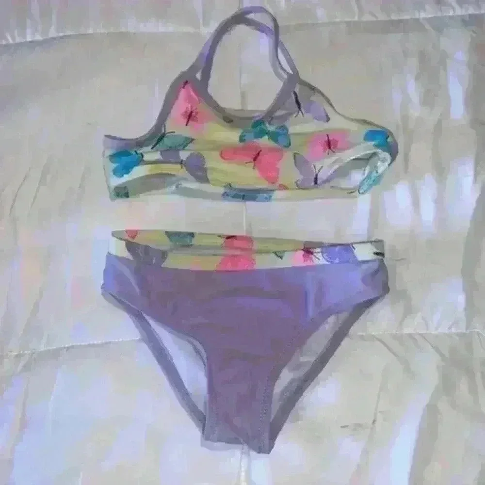 Toddler swimsuit size 4